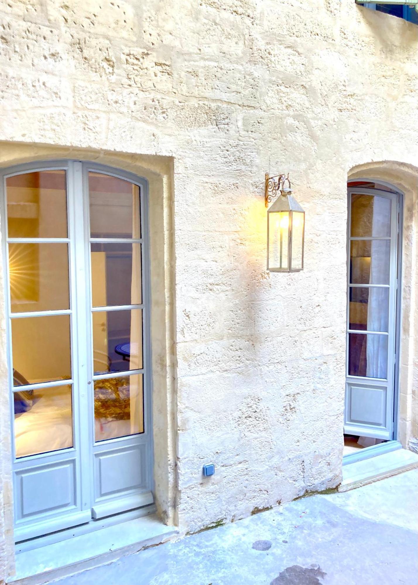 Le Petit Avignon - Chambres & Appartement A Deux Pas Du Pont D'Avignon Et Du Palais Des Papes Ngoại thất bức ảnh