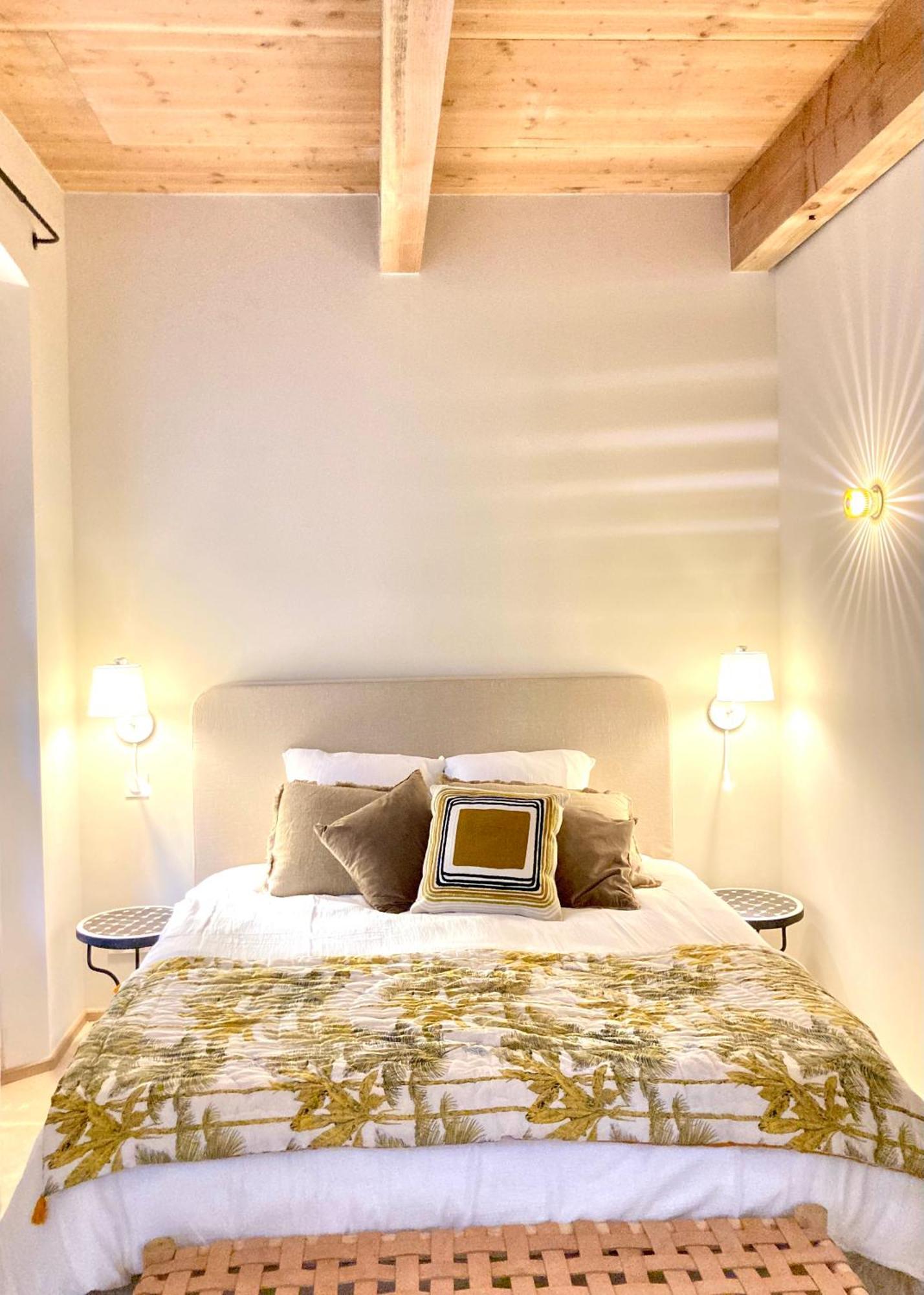 Le Petit Avignon - Chambres & Appartement A Deux Pas Du Pont D'Avignon Et Du Palais Des Papes Phòng bức ảnh