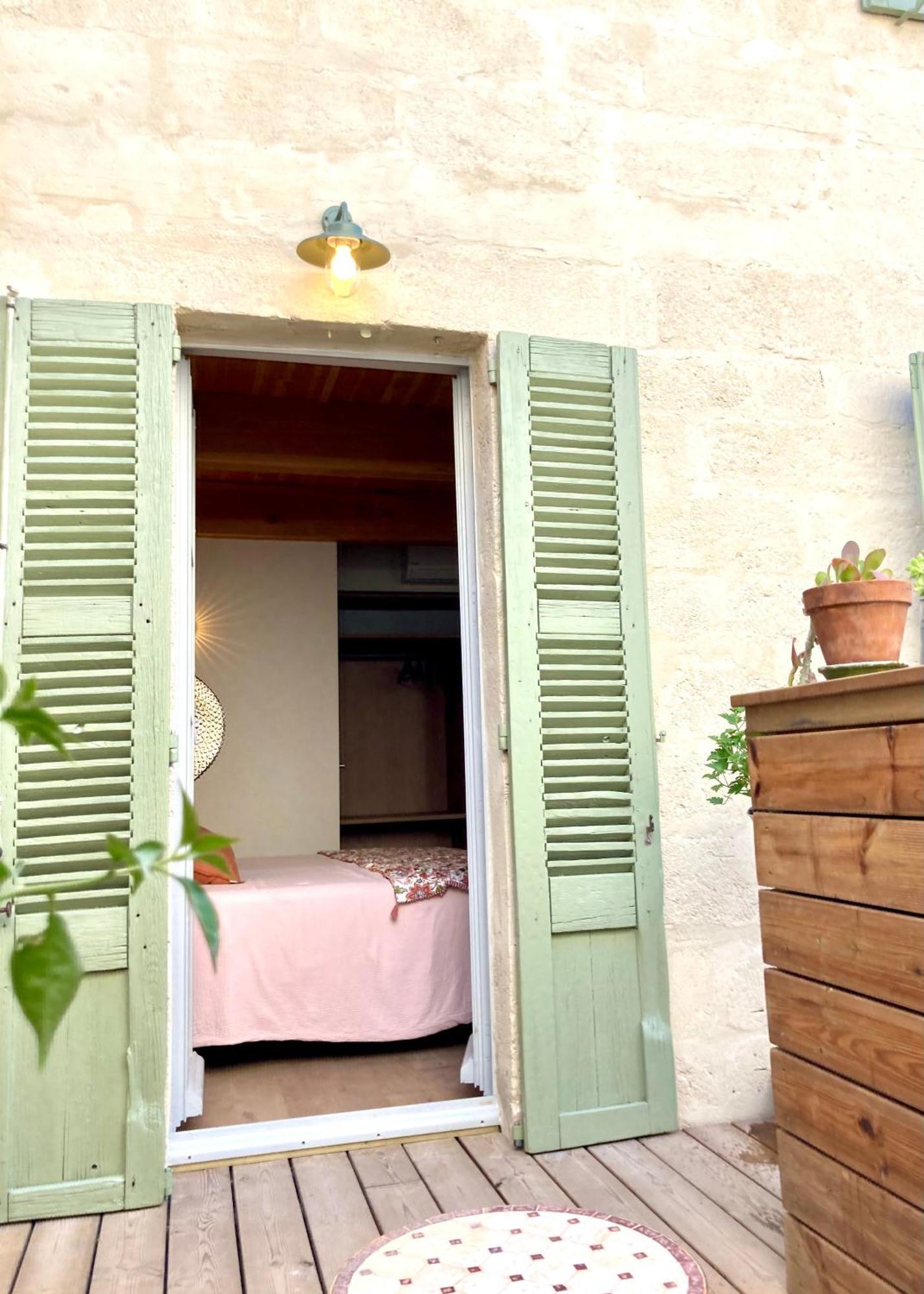 Le Petit Avignon - Chambres & Appartement A Deux Pas Du Pont D'Avignon Et Du Palais Des Papes Phòng bức ảnh