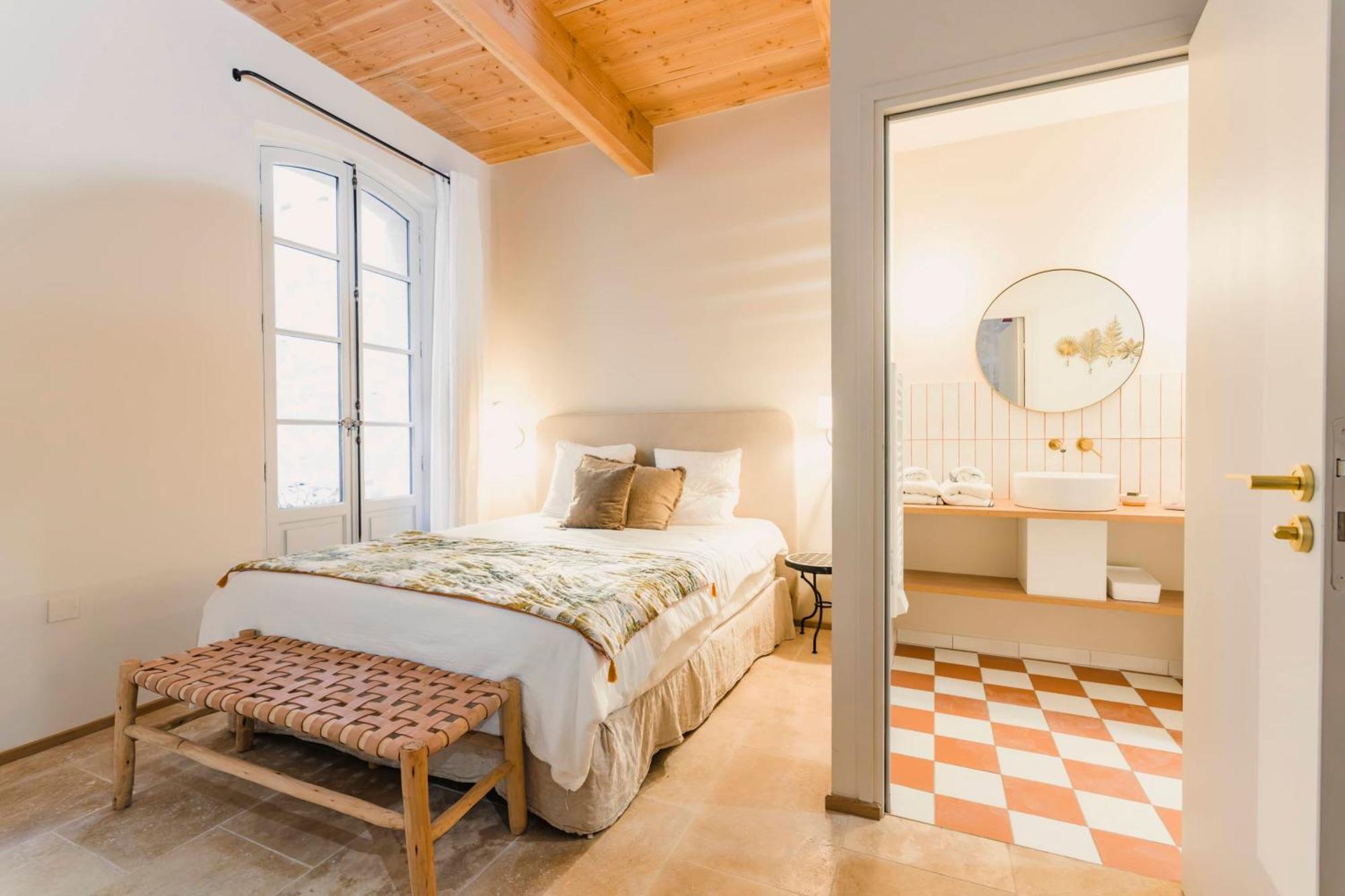 Le Petit Avignon - Chambres & Appartement A Deux Pas Du Pont D'Avignon Et Du Palais Des Papes Ngoại thất bức ảnh