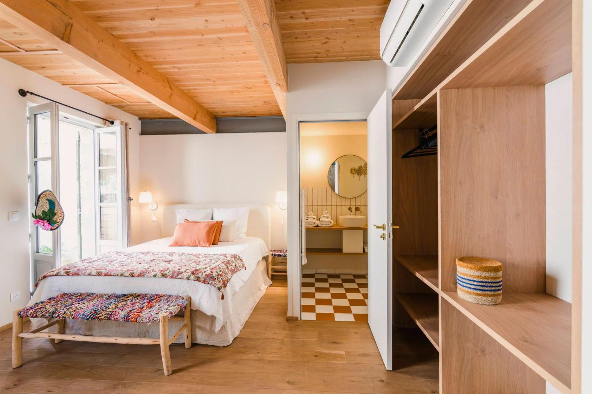 Le Petit Avignon - Chambres & Appartement A Deux Pas Du Pont D'Avignon Et Du Palais Des Papes Ngoại thất bức ảnh