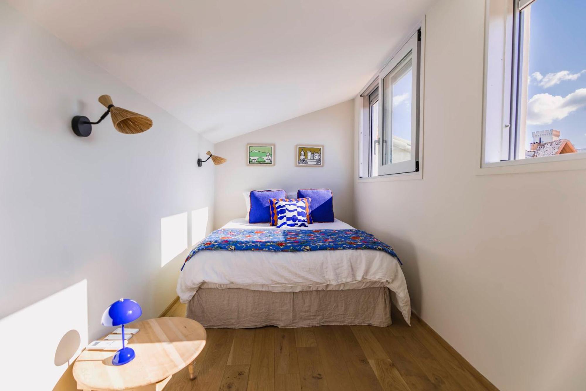 Le Petit Avignon - Chambres & Appartement A Deux Pas Du Pont D'Avignon Et Du Palais Des Papes Ngoại thất bức ảnh