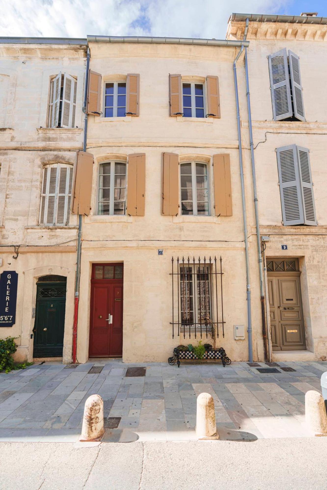 Le Petit Avignon - Chambres & Appartement A Deux Pas Du Pont D'Avignon Et Du Palais Des Papes Ngoại thất bức ảnh